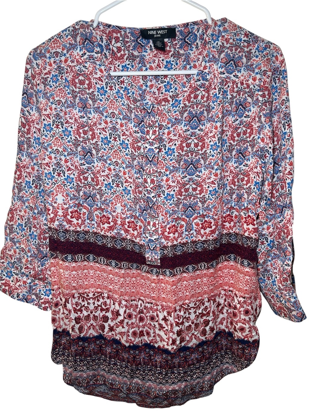 Nine West Women's Red Multi Printed V-Neck Blouse Medium Light Paisly Floral